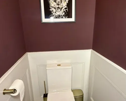 Downstairs-wc-bold-patern