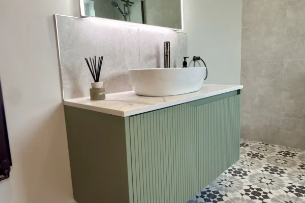 Main-Bathroom-5